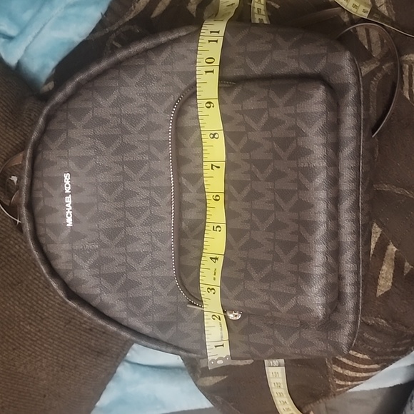 COPY - Michael kors backpack - Picture 6 of 8